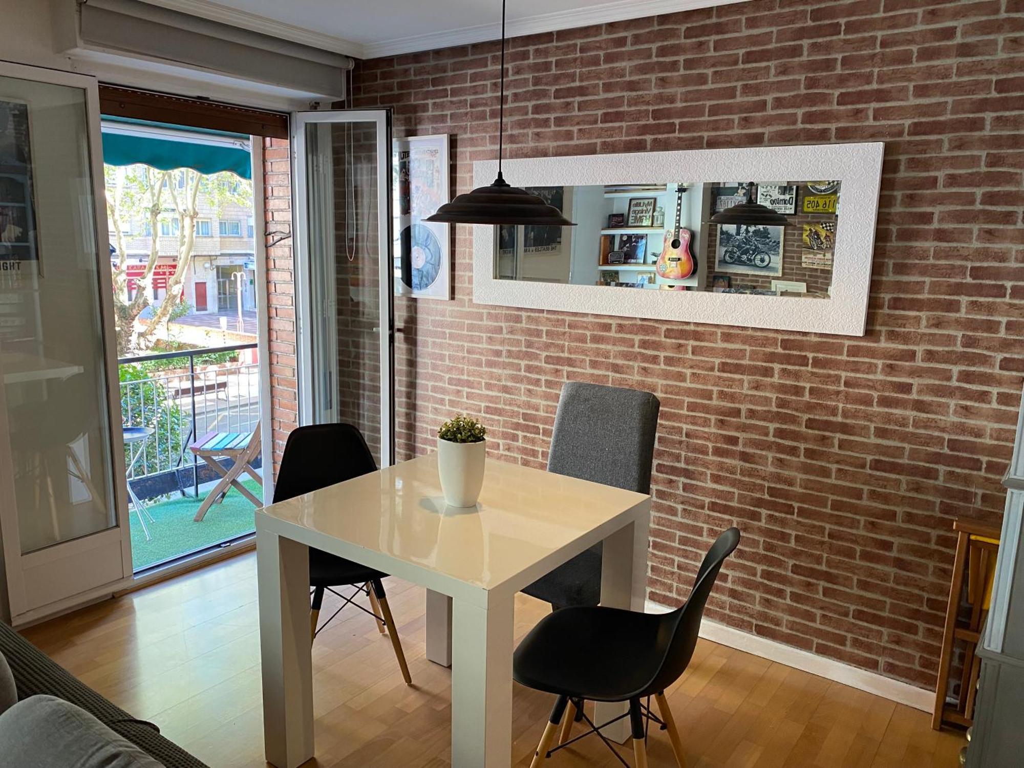 Apartamento Estilo Vintage Centrico Y Garage Incluido ログローニョ エクステリア 写真